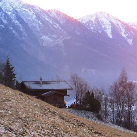 Art Vorderschuhzach Chalé